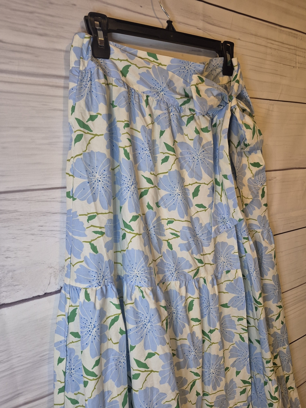 Who What Wear Blue Floral Tiered Maxi Wrap Skirt Cottagecore Vacation Style M - Picture 4 of 12
